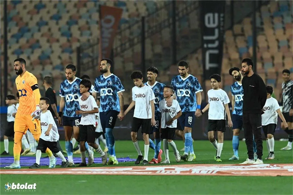 اتحاد الكرة يعلن عن حكم مباراة بيراميدز وسيراميكا كليوباترا في الدوري المصري الممتاز اتحاد الكرة يعلن عن حكم مباراة بيراميدز وسيراميكا كليوباترا في الدوري المصري الممتاز