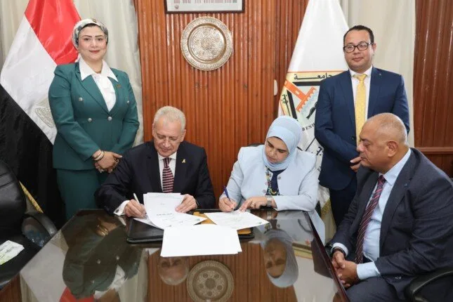 اتفاق تعاون بين نقابة المهندسين في القليوبية وكلية هندسة بنها اتفاق تعاون بين نقابة المهندسين في القليوبية وكلية هندسة بنها