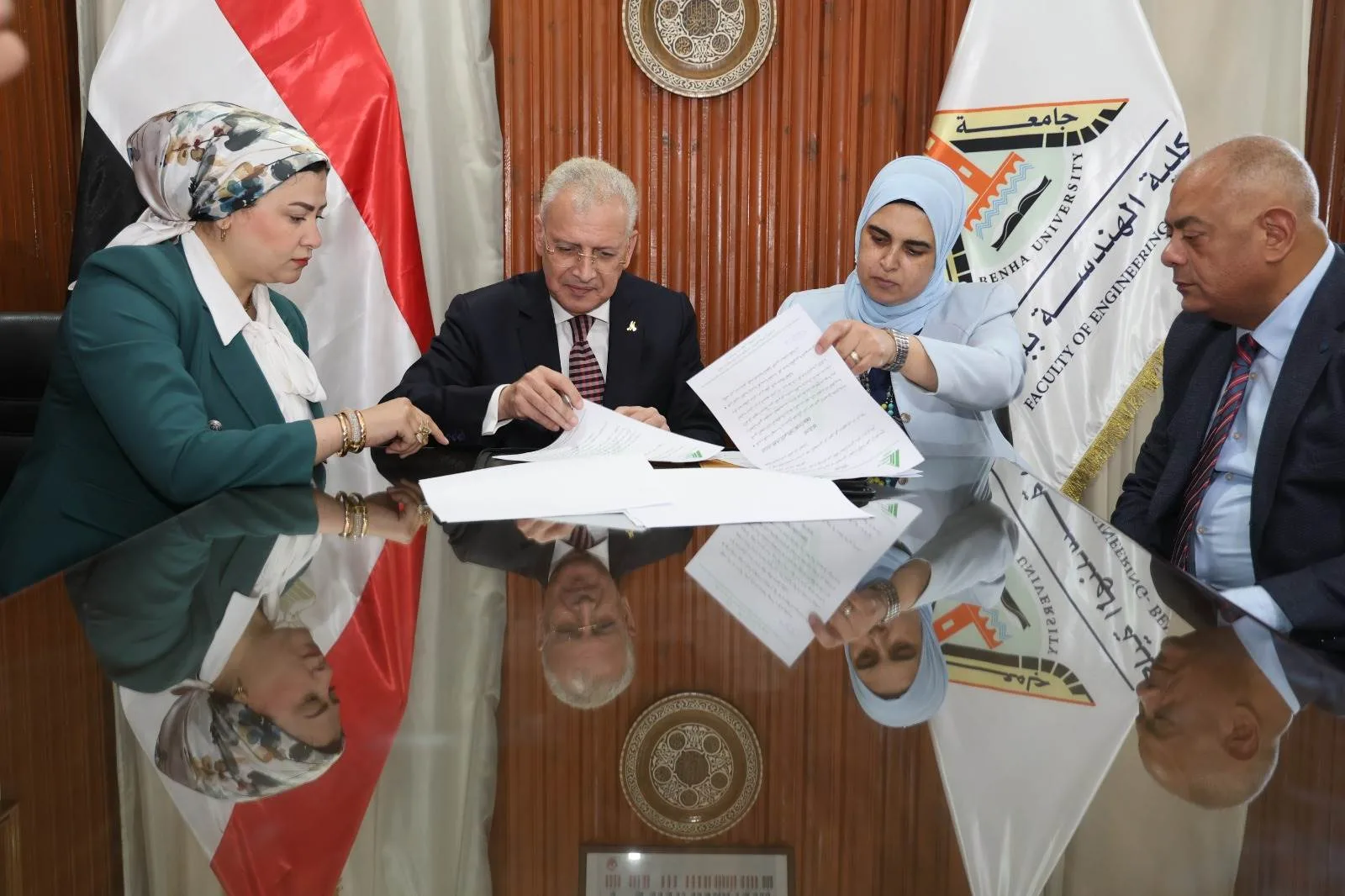 اتفاقية تعاون بين نقابة المهندسين وكلية الهندسة في بنها اتفاقية تعاون بين نقابة المهندسين وكلية الهندسة في بنها