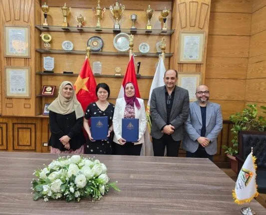 اتفاقية تعاون تدعم تعليم اللغة الصينية في جامعة بنها اتفاقية تعاون تدعم تعليم اللغة الصينية في جامعة بنها