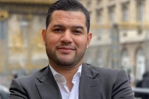 اتهام دبلوماسي جزائري سابق بالمشاركة في اختطاف معارض في فرنسا اتهام دبلوماسي جزائري سابق بالمشاركة في اختطاف معارض في فرنسا