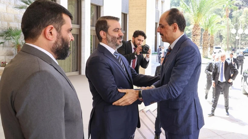 اجتماع استخباراتي رفيع المستوى بين تركيا وسوريا.. دعم غير مسبوق تقدمه أنقرة لدمشق! اجتماع استخباراتي رفيع المستوى بين تركيا وسوريا.. دعم غير مسبوق تقدمه أنقرة لدمشق!
