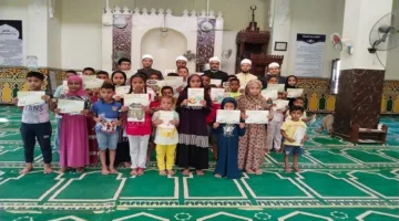 اجتماع الجمعة للأطفال تحت إشراف أوقاف القصير في البحر الأحمر