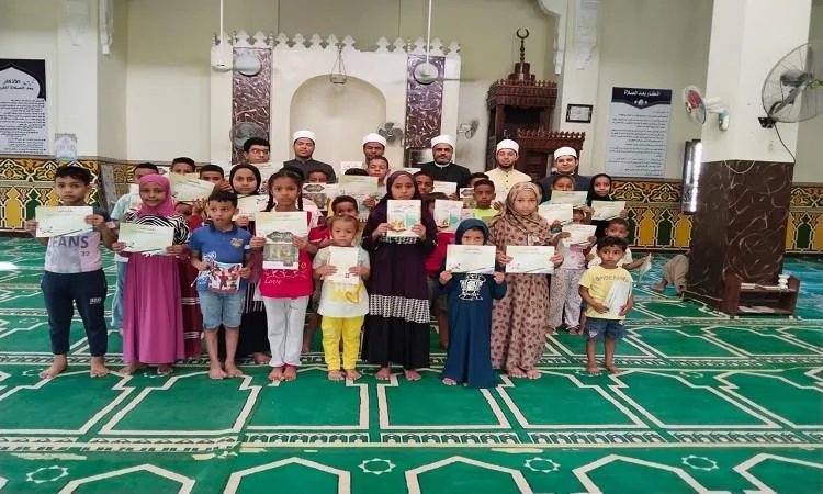 اجتماع الجمعة للأطفال تحت إشراف أوقاف القصير في البحر الأحمر اجتماع الجمعة للأطفال تحت إشراف أوقاف القصير في البحر الأحمر