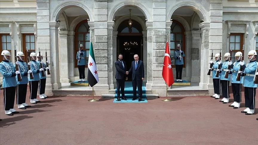 اجتماع سري بين أردوغان والشرع في إسطنبول اجتماع سري بين أردوغان والشرع في إسطنبول