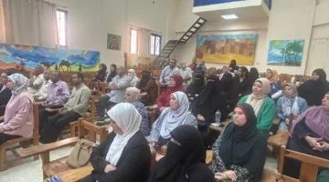 اجتماع مدير التعليم في مطروح مع مشرفي الأنشطة التربوية