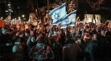 احتجاجات كبيرة في تل أبيب ضد حكومة الاحتلال تطالب بإنهاء الحرب
