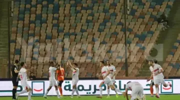 احتفال بأسلوب صلاح ونهاية حلم مهجور.. صور من مباراة الزمالك وفاركو
