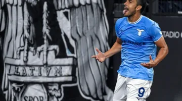 احتفال مفاجئ: لاعبو نابولي يرددون اسم بيدرو نجم لاتسيو.. ما القصة وراء ذلك؟