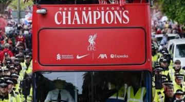 احتفالات ليفربول بمناسبة فوزه بلقب الدوري الإنجليزي 2025 | صور