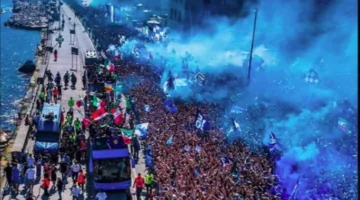 احتفالية ساحرة في نابولي بمناسبة الفوز بلقب الدوري الإيطالي (فيديو)