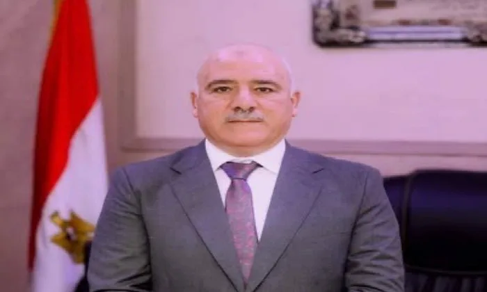 اختتام فعاليات دورة “توعية مرضى السكري والمياه الزرقاء” في مستشفى رمد بنها. اختتام فعاليات دورة “توعية مرضى السكري والمياه الزرقاء” في مستشفى رمد بنها.