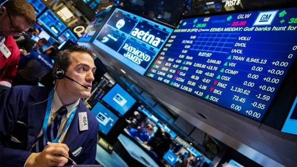 ارتفاع الأسواق الأوروبية مدعوماً بتفاؤل قرب اتفاق لوقف إطلاق النار بين روسيا وأوكرانيا ارتفاع الأسواق الأوروبية مدعوماً بتفاؤل قرب اتفاق لوقف إطلاق النار بين روسيا وأوكرانيا