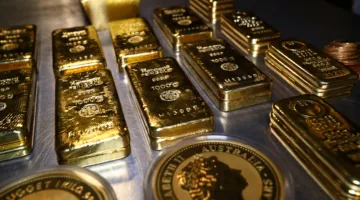 ارتفاع سعر الذهب لأعلى مستوى في أسبوع نتيجة ضعف الدولار