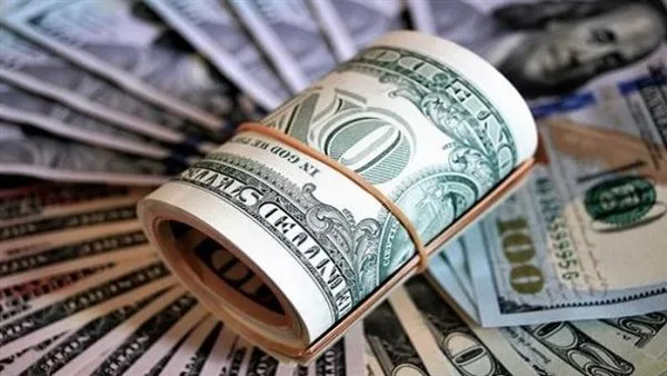 ارتفاع قيمة الدولار وانخفاض السندات الأمريكية بعد إعلان خفض الرسوم بين بكين وواشنطن