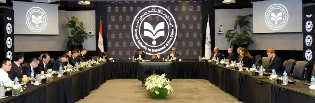 استثمارات صينية في مصر: 2800 شركة تضخ 8 مليارات دولار وفقًا للهيئة العامة للاستثمار استثمارات صينية في مصر: 2800 شركة تضخ 8 مليارات دولار وفقًا للهيئة العامة للاستثمار