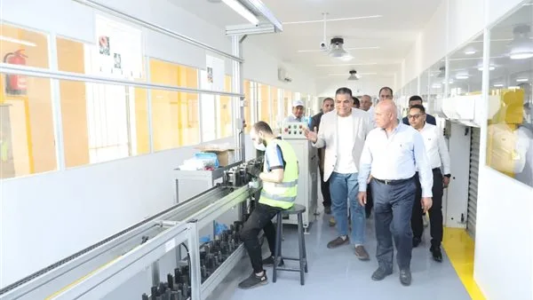 استثمارات ضخمة في الصعيد.. اكتشف فوائد افتتاح مصنع كباسات التبريد استثمارات ضخمة في الصعيد.. اكتشف فوائد افتتاح مصنع كباسات التبريد