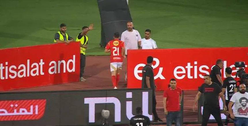 حدث في الأهلي فجراً: تصرف النحاس مع معلول، موقف ربيعة، وتفاصيل الصفقة الفلسطينية حدث في الأهلي فجراً: تصرف النحاس مع معلول، موقف ربيعة، وتفاصيل الصفقة الفلسطينية