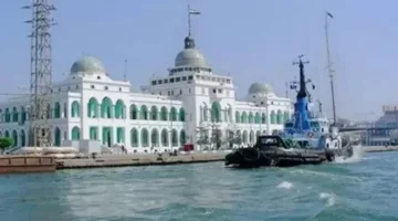 استراتيجية الجاذبية: لماذا قدمت قناة السويس تخفيضات مغرية؟