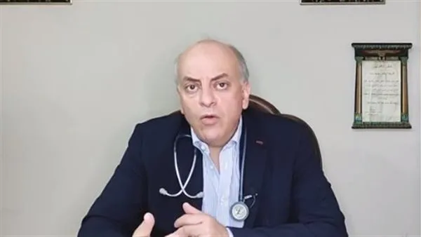 استشاري أمراض داخلية ينبه مرضى الأمراض المزمنة من مخاطر الطقس الحار استشاري أمراض داخلية ينبه مرضى الأمراض المزمنة من مخاطر الطقس الحار