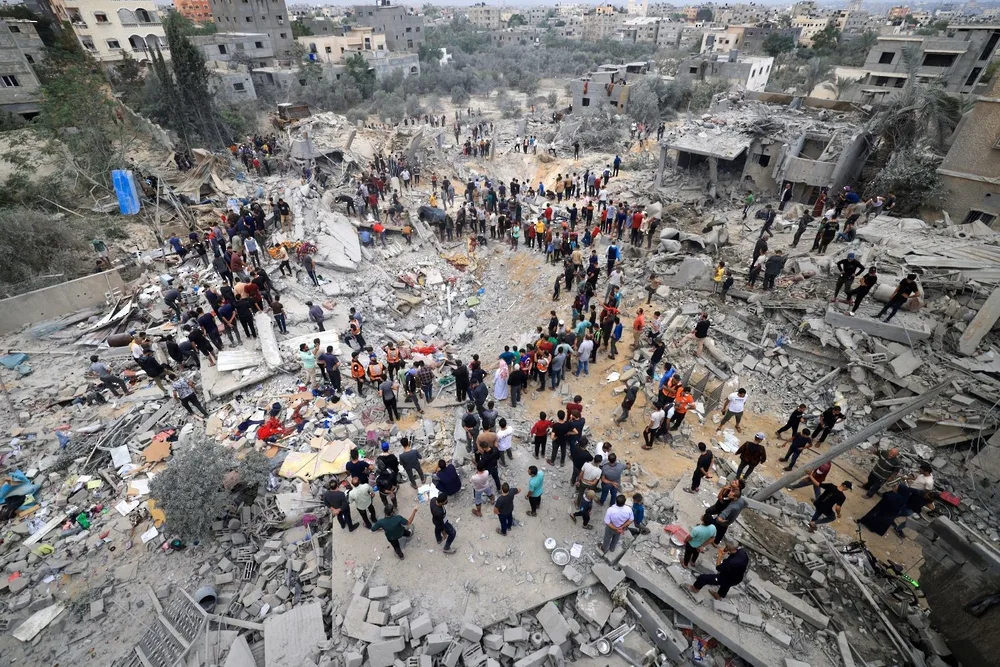 استشهاد 148 فلسطينيًا جراء الغارات الإسرائيلية على قطاع غزة استشهاد 148 فلسطينيًا جراء الغارات الإسرائيلية على قطاع غزة