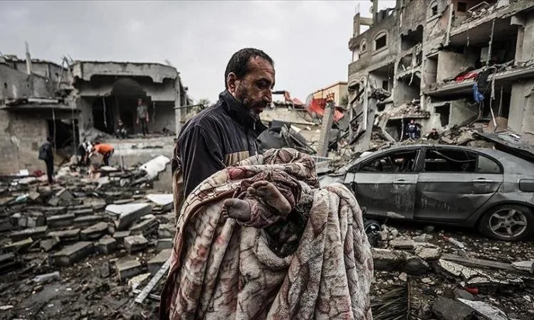 استشهاد 17 فلسطينياً نتيجة قصف مناطق مختلفة في قطاع غزة من قبل الاحتلال الإسرائيلي استشهاد 17 فلسطينياً نتيجة قصف مناطق مختلفة في قطاع غزة من قبل الاحتلال الإسرائيلي