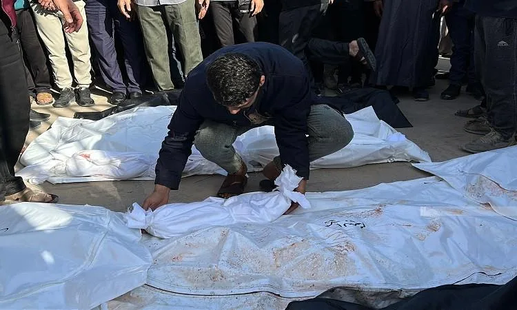 استشهاد شاب فلسطيني برصاص الاحتلال عند المدخل الجنوبي لمدينة الخليل