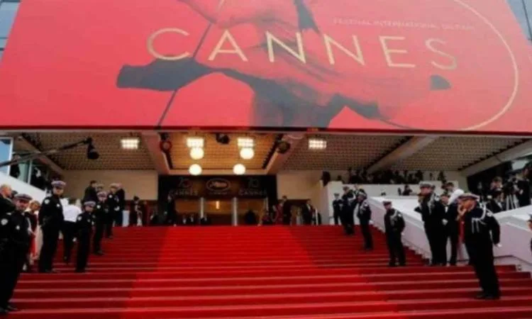 استقبال كبير لفيلم “عين حارة” في مهرجان كان استقبال كبير لفيلم “عين حارة” في مهرجان كان