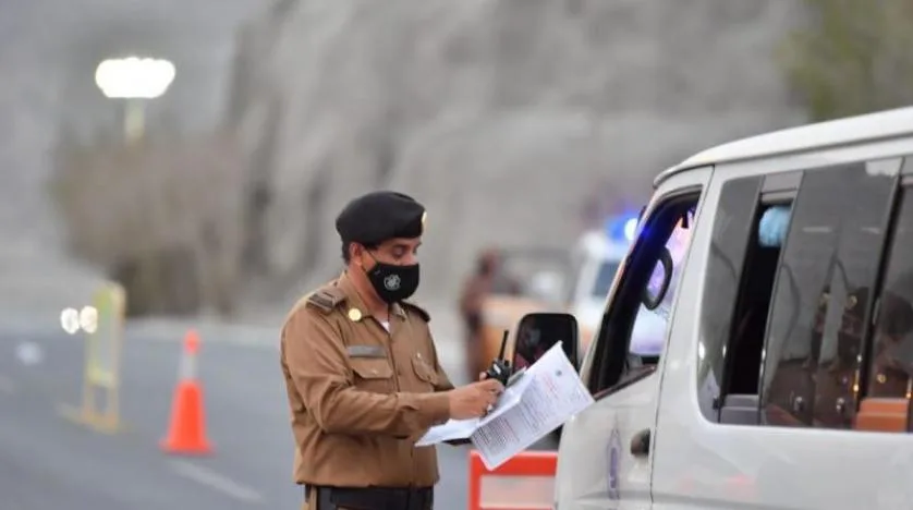 اعتقال اثنين من المغتربين بتهم احتيال من خلال نشر إعلانات حملات حج مزيفة في مكة اعتقال اثنين من المغتربين بتهم احتيال من خلال نشر إعلانات حملات حج مزيفة في مكة