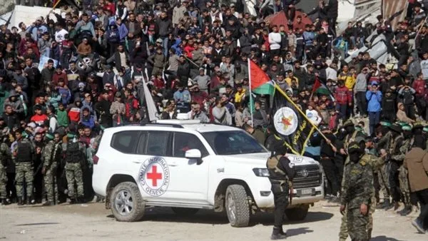 اقتراح جديد يتضمن تعليق الأعمال القتالية في غزة لمدة شهرين وإطلاق سراح 10 معتقلين على الفور اقتراح جديد يتضمن تعليق الأعمال القتالية في غزة لمدة شهرين وإطلاق سراح 10 معتقلين على الفور