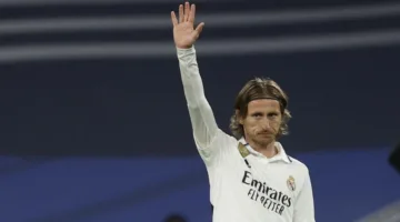 اكتشاف الوجهة المحتملة لمودريتش بعد مغادرته ريال مدريد