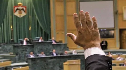 الأداء التشريعي يصل إلى 32% فقط.. البرلمان والحكومة في الأردن يناقشان ‘عن بُعد’ مشكلات ‘التعسف’ في استخدام بند الأسئلة والاستجوابات ومداخلات المناكفات مع الوزراء من خلال تعديل النظام الداخلي الأداء التشريعي يصل إلى 32% فقط.. البرلمان والحكومة في الأردن يناقشان ‘عن بُعد’ مشكلات ‘التعسف’ في استخدام بند الأسئلة والاستجوابات ومداخلات المناكفات مع الوزراء من خلال تعديل النظام الداخلي
