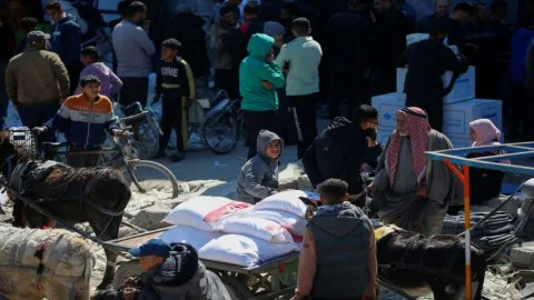 الأردن يطالب بإنهاء النزاع في غزة وإدخال المساعدات بدون عوائق. الأردن يطالب بإنهاء النزاع في غزة وإدخال المساعدات بدون عوائق.