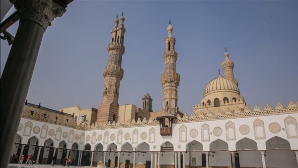 الأزهر يعلن فتح باب التسجيل للالتحاق بالدراسة في رواق العلوم الشرعية والعربية