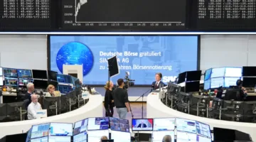 الأسهم الأوروبية تتراجع مع ترقب المستثمرين لتطورات الرسوم الجمركية