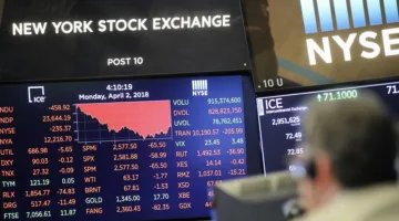 الأسواق العالمية تشهد انتعاشًا وانخفاض الدولار بفعل تراجع حدة الحرب التجارية