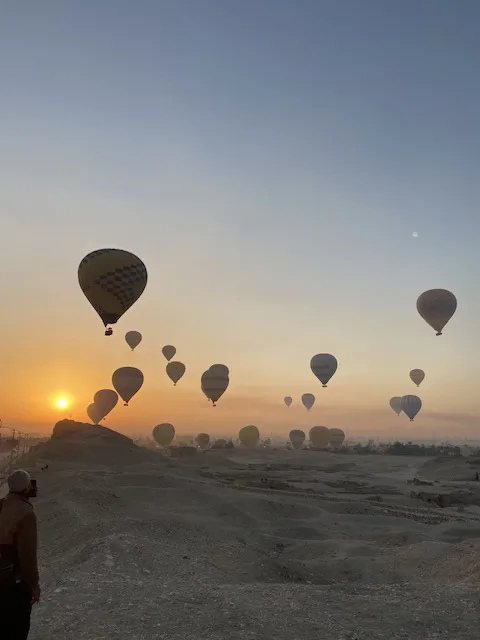 الأقصر: وجهة رائعة لمحبي الإثارة والمغامرات الاستثنائية الأقصر: وجهة رائعة لمحبي الإثارة والمغامرات الاستثنائية
