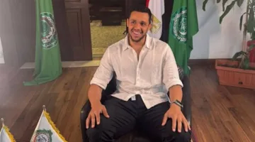 الأكاديمية العربية تكرم بطل الإسكواش المصري مصطفى عسل لتصدره قائمة التصنيف العالمي