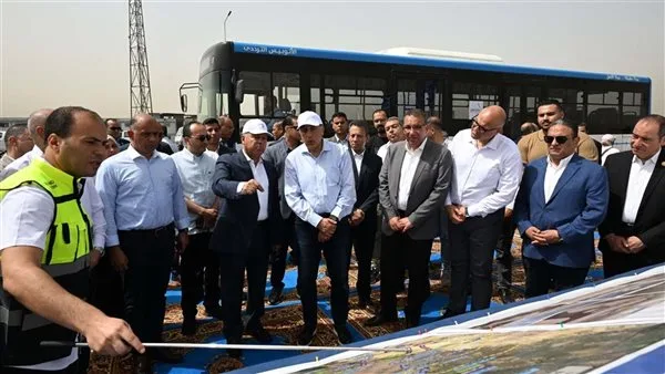 الأكبر عالمياً في مجاله.. رئيس الوزراء يدشّن مصنعاً للضفائر الكهربائية في العاشر من رمضان الأكبر عالمياً في مجاله.. رئيس الوزراء يدشّن مصنعاً للضفائر الكهربائية في العاشر من رمضان