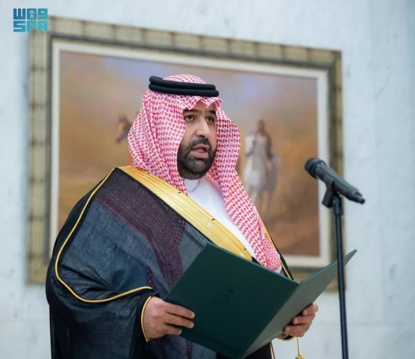 الأمراء يتعهدون بعد توليهم مناصبهم الجديدة الأمراء يتعهدون بعد توليهم مناصبهم الجديدة