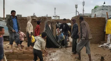 الأمم المتحدة: احتمال أن تتعرض 40% من مواقع النازحين في اليمن للحرائق أو الفيضانات