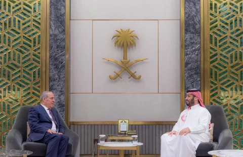الأمن القومي في الكيان: الشيخ سيواجه تحديات بسبب تعيينه الإسرائيلي، والكيان مطالب بإصلاح حركة (فتح) التي تعتبر العلاقات مع الاحتلال ضرورة حيوية. الشيخ و(فتح) سيساهمون في دعم نتنياهو في إدارة النزاع دون الوصول إلى حل سياسي. الأمن القومي في الكيان: الشيخ سيواجه تحديات بسبب تعيينه الإسرائيلي، والكيان مطالب بإصلاح حركة (فتح) التي تعتبر العلاقات مع الاحتلال ضرورة حيوية. الشيخ و(فتح) سيساهمون في دعم نتنياهو في إدارة النزاع دون الوصول إلى حل سياسي.