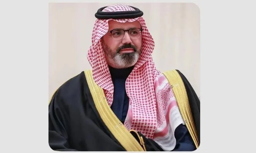 الأمير ناصر بن محمد يعبر عن امتنانه للقيادة بمناسبة تعيينه نائبًا لأمير منطقة جازان بدرجة ممتازة.