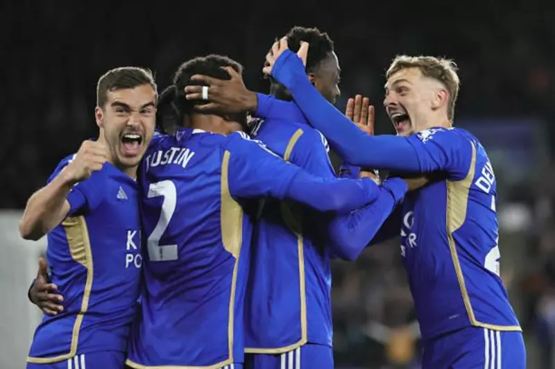 الأهلي السعودي يسعى للتعاقد مع لاعب من ليستر سيتي
