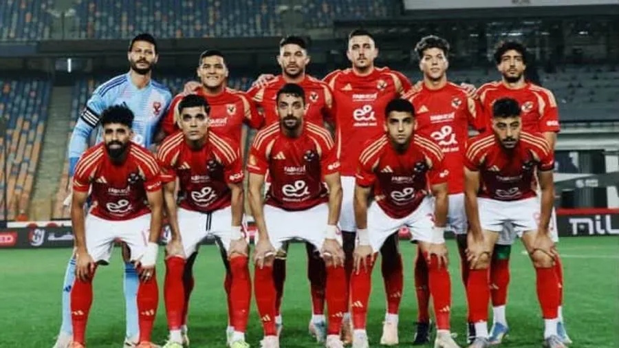 الأهلي يتجاوز فخ البنك ويحقق انتصاراً في الدقيقة الـ90+ ليصبح أقرب للتتويج بالدوري الأهلي يتجاوز فخ البنك ويحقق انتصاراً في الدقيقة الـ90+ ليصبح أقرب للتتويج بالدوري