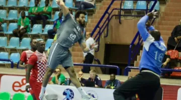 الأهلي يتغلب على فانز الكاميروني في بطولة كأس الكؤوس الإفريقية لكرة اليد
