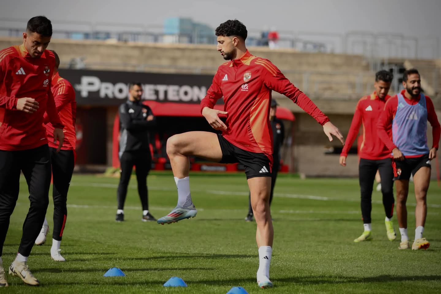 الأهلي يتواصل مع منتخب فلسطين بسبب أزمة وسام أبو علي ومونديال الأندية