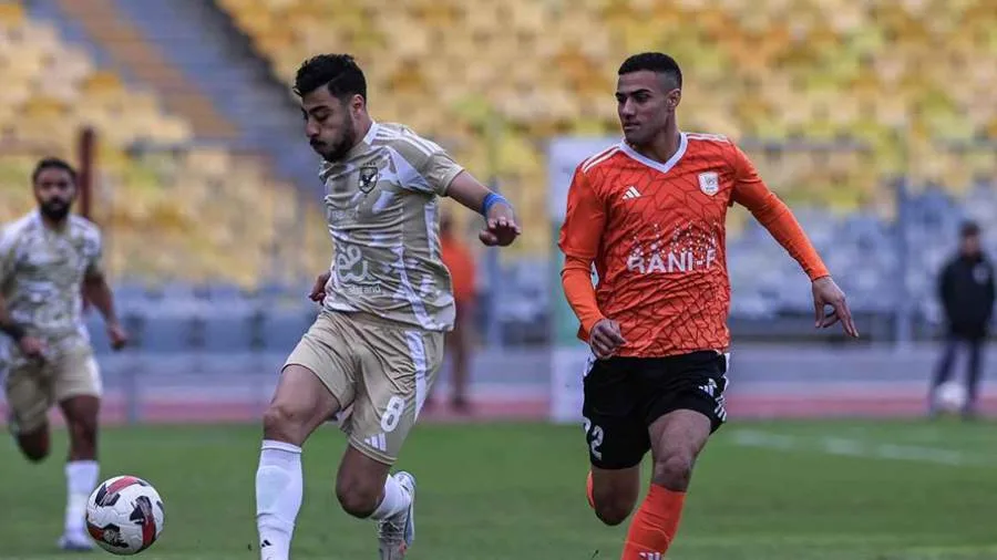 الأهلي يستعد لمواجهة فاركو.. والخطيب يوجه نصائحه للاعبين