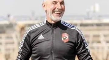 الأهلي يستوضح موقف ميشيل يانكون بعد التعاقد مع ريفيرو كمدرب للفريق.