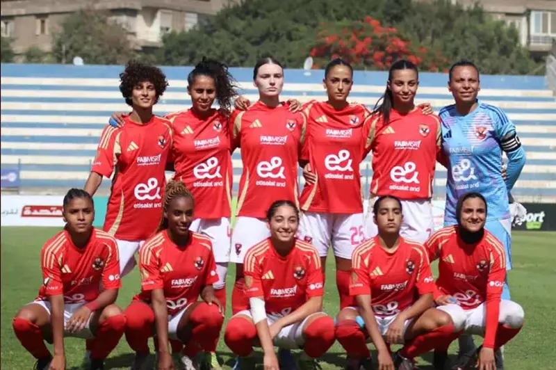 الأهلي يشرع في مسيرته نحو البطولات النسائية في موسمه الأول دون تردد الأهلي يشرع في مسيرته نحو البطولات النسائية في موسمه الأول دون تردد
